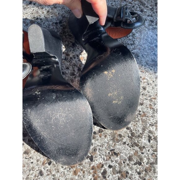 Via Spiga oversize buckel Leather Black Strappy Sandals 4.75” heels Women sz 8M - Picture 12 of 16